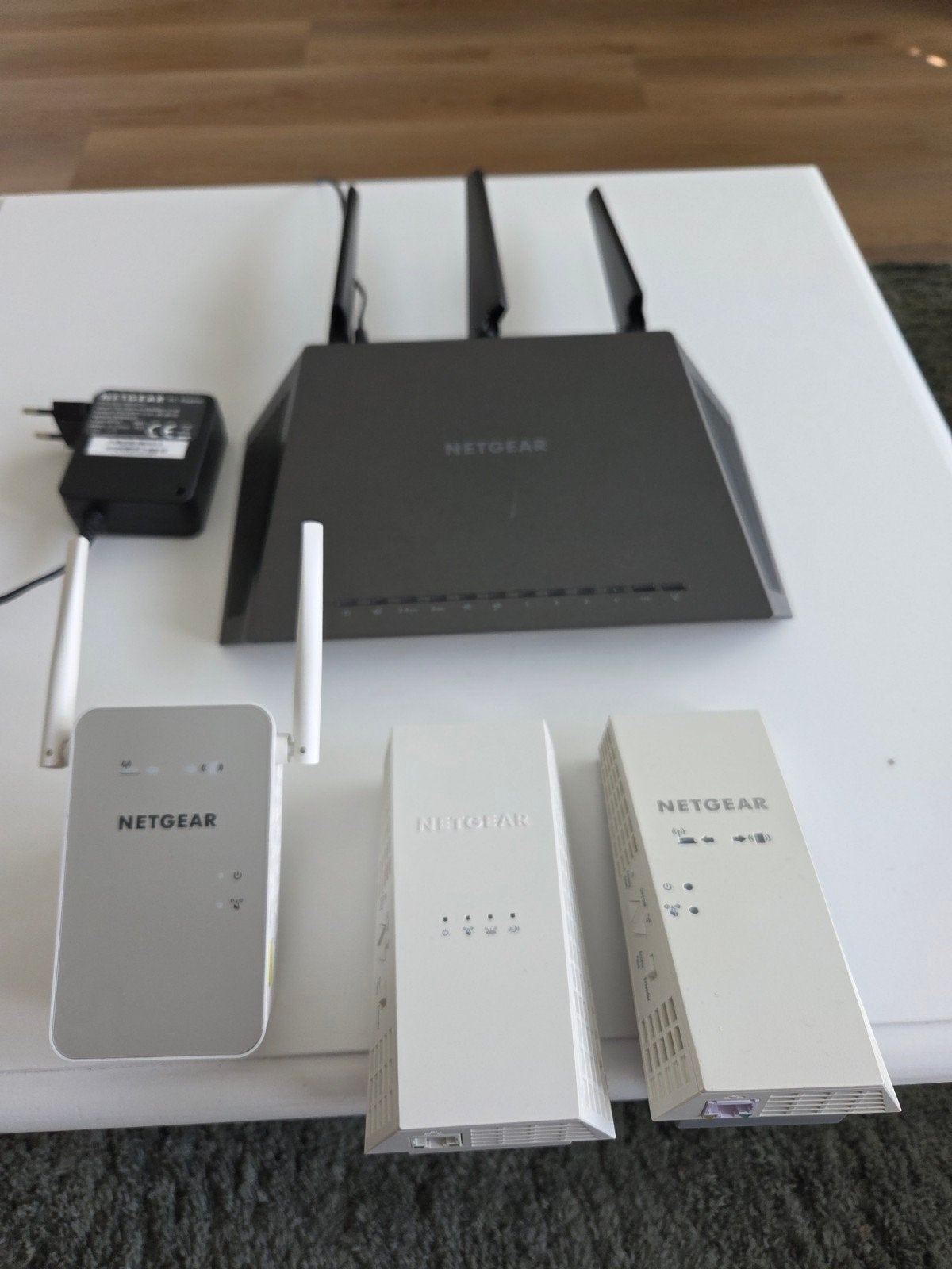 Netgear Nighthawk Smart WiFi Router + 3x Extenders, Ophalen of Verzenden, Zo goed als nieuw, Router, Netgear