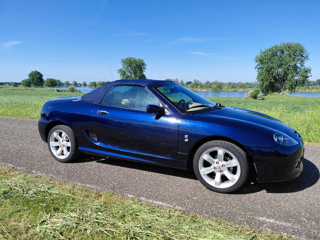 MG TF 1.8 I 135 PK 2003 Royal Blue, Auto's, MG, 13 km/l, 40 €/maand, Beige, 4 cilinders