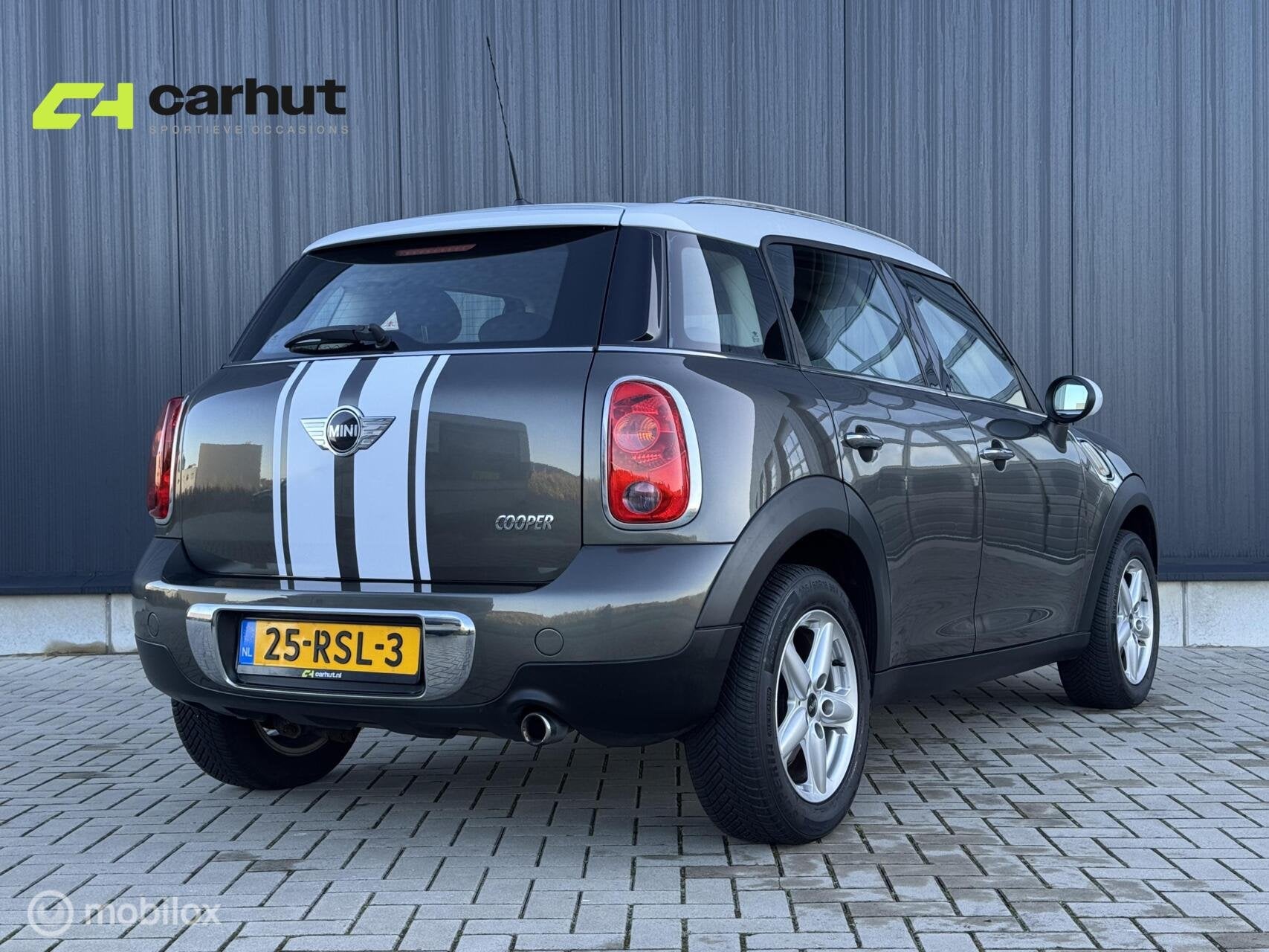 Mini Countryman| NL auto met NAP|Stoelverwarming|nwe Distrb., Auto's, Voorwielaandrijving, Euro 5, Gebruikt, Zwart