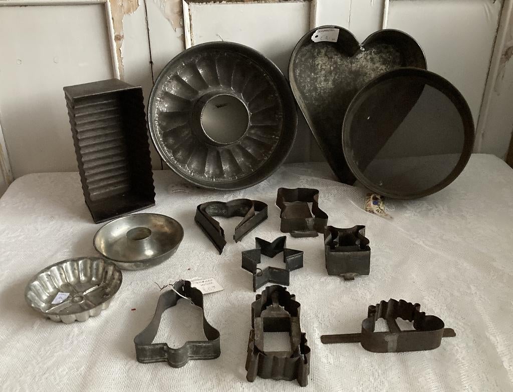 Brocante bakblikken - tulband - uitsteekvormpjes - cakeblik, Antiek en Kunst, Ophalen of Verzenden