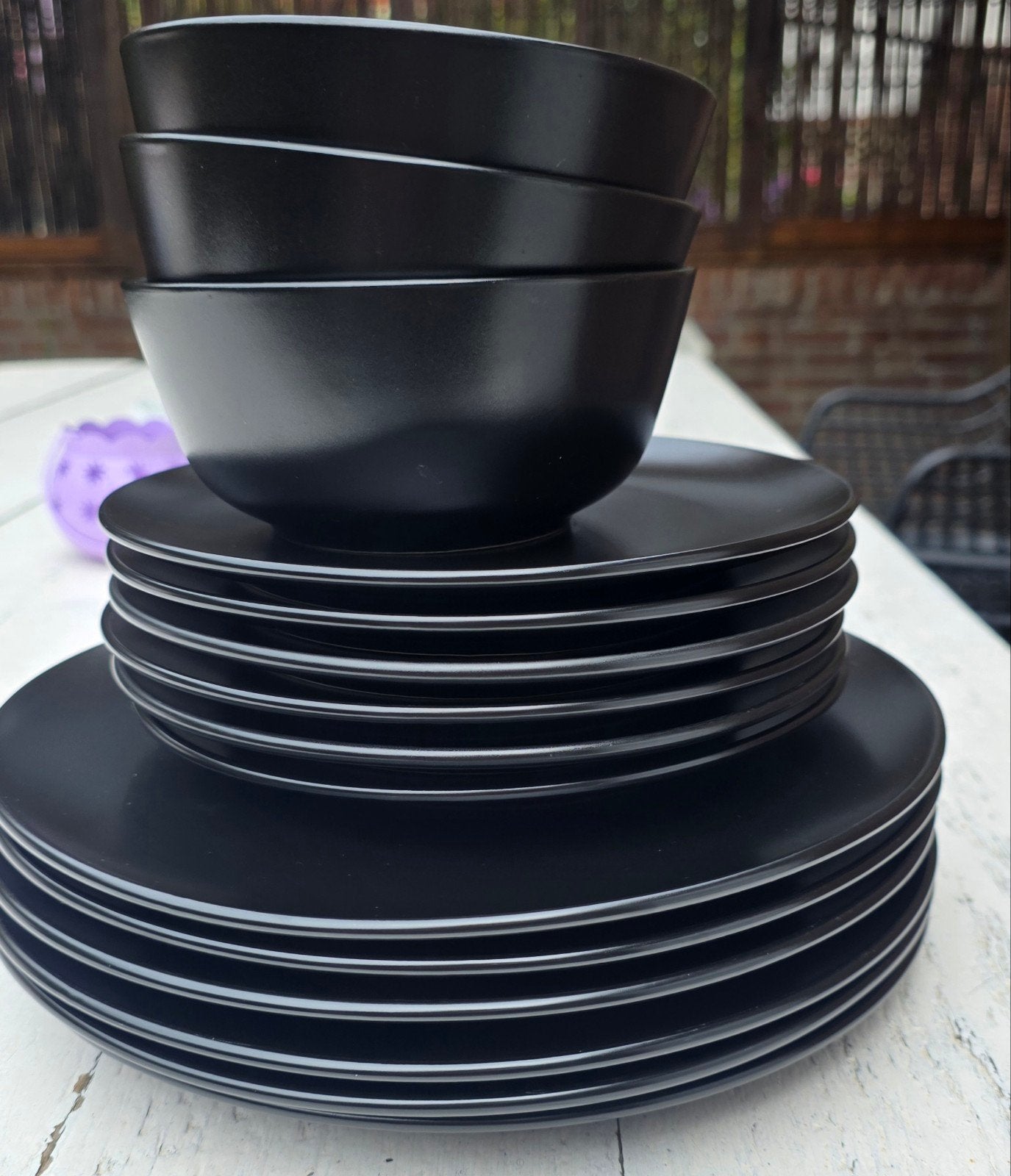 Ikea zwart servies set: 6 dinerborden, 6 ontbijtborden, 3 ko, Ophalen, Gebruikt, Overige stijlen, Bord(en)