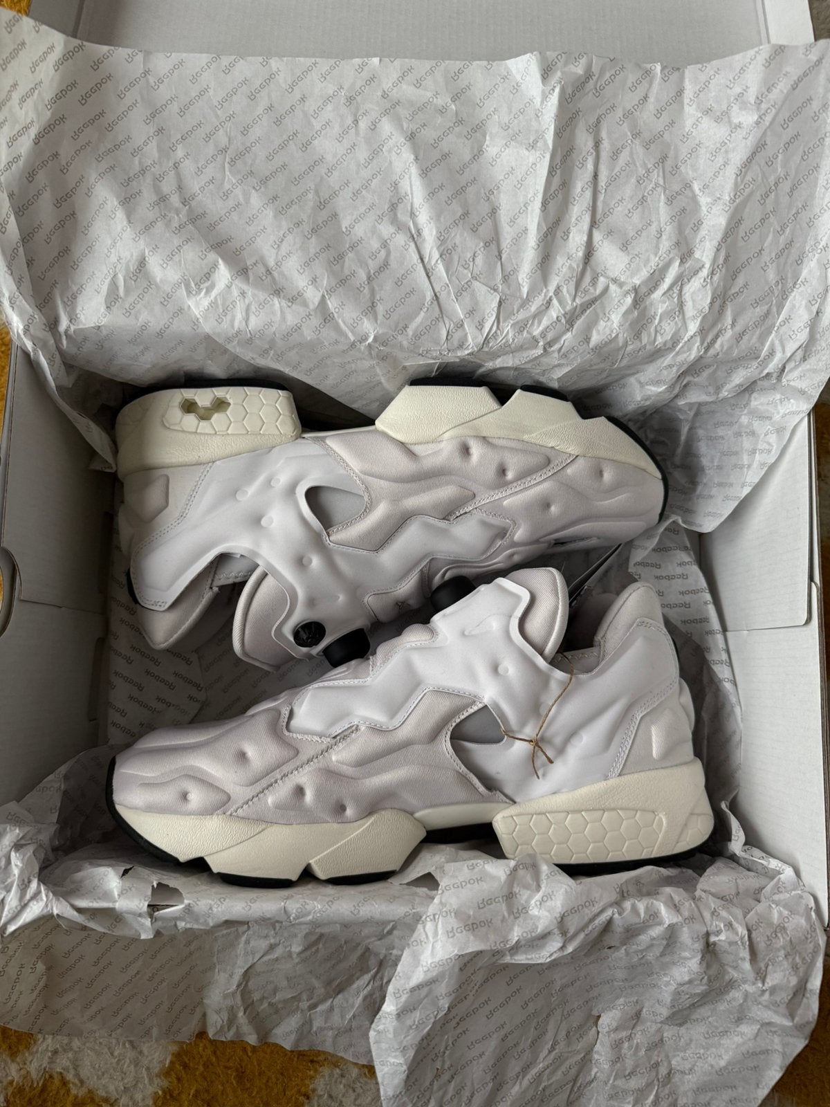Reebok insta pump, Kleding | Heren, Ophalen of Verzenden, Nieuw