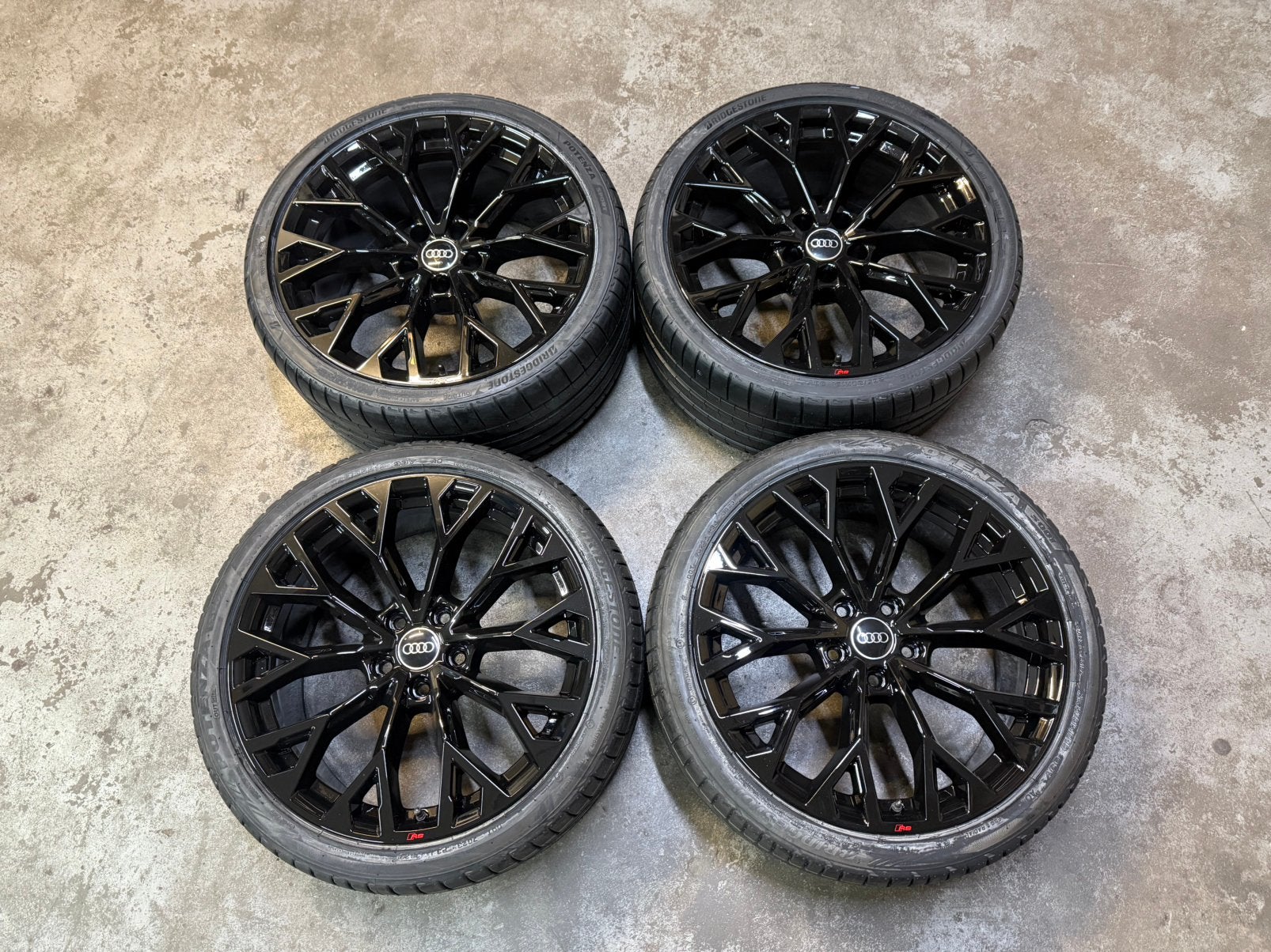 ✅ 19 inch Originele RS3 8Y Audi velgen 5x112 Audi-Sport, Auto-onderdelen, Banden en Velgen, 19 inch, Gebruikt, Banden en Velgen