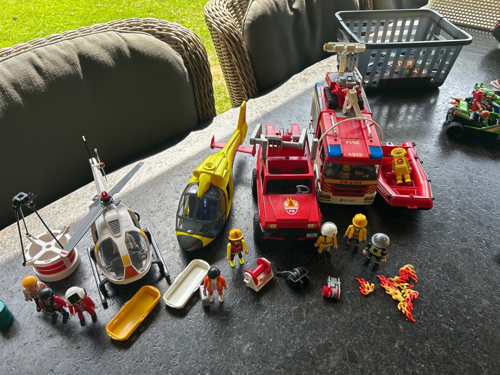 Playmobil reddingsbrigade set met voertuigen en figuren, Gebruikt, Complete set, Ophalen of Verzenden, City action