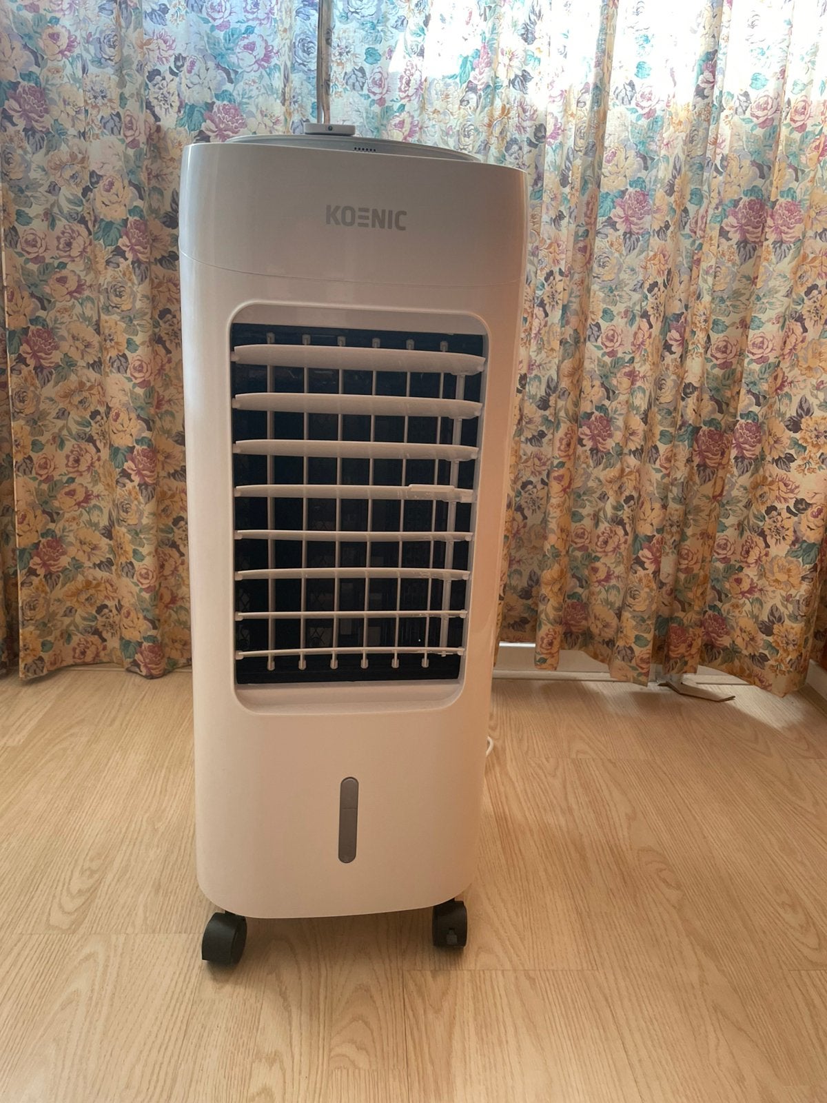 Koenic Mobiele ventilator + Afstandsbediening en Koelblokken, Ophalen, Gebruikt, Minder dan 60 m³, 3 snelheden of meer