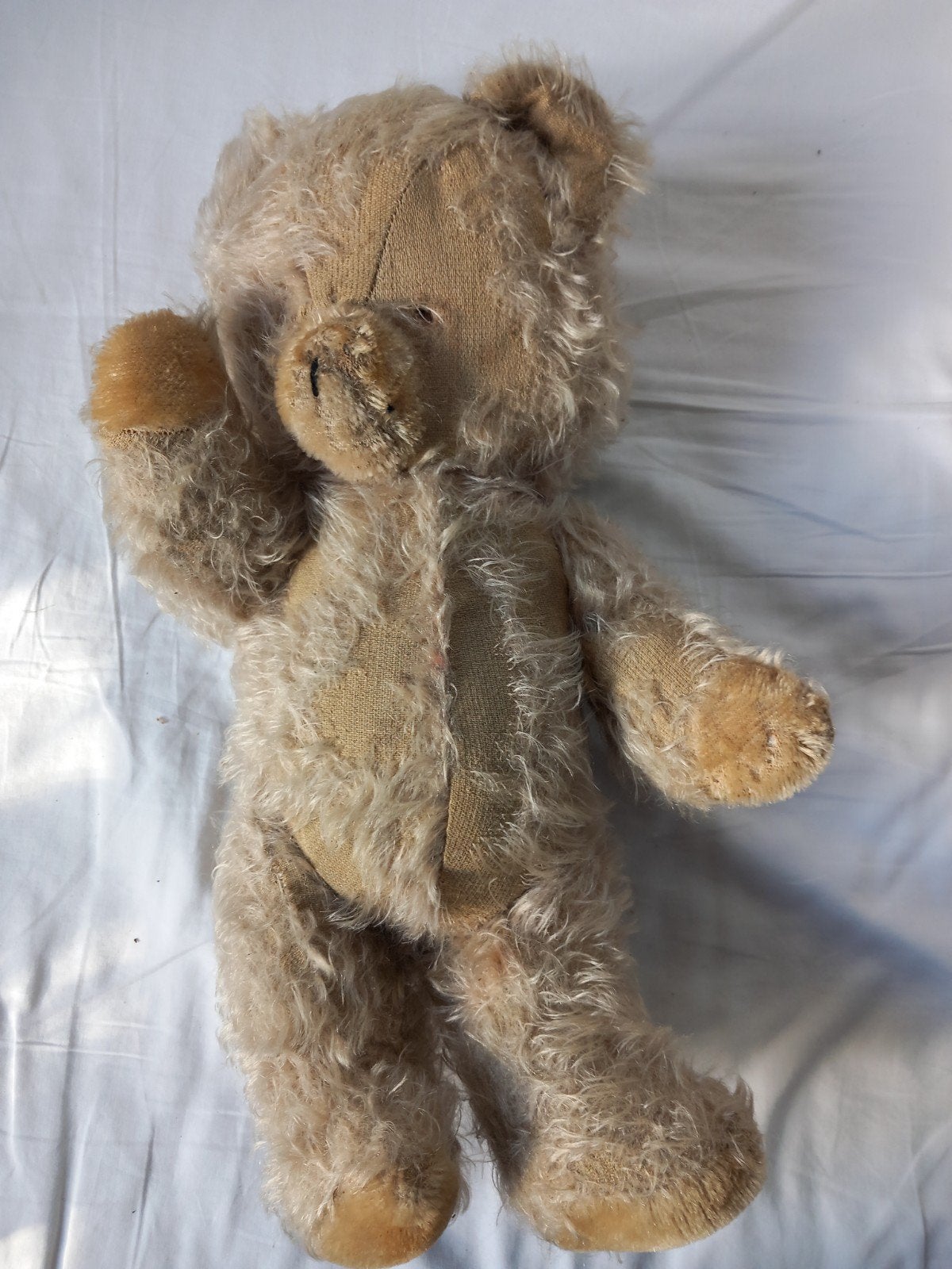 Oude teddybeer 42 cm met houten schijven, Verzamelen, Ophalen of Verzenden, Gebruikt, Stoffen beer, Overige merken