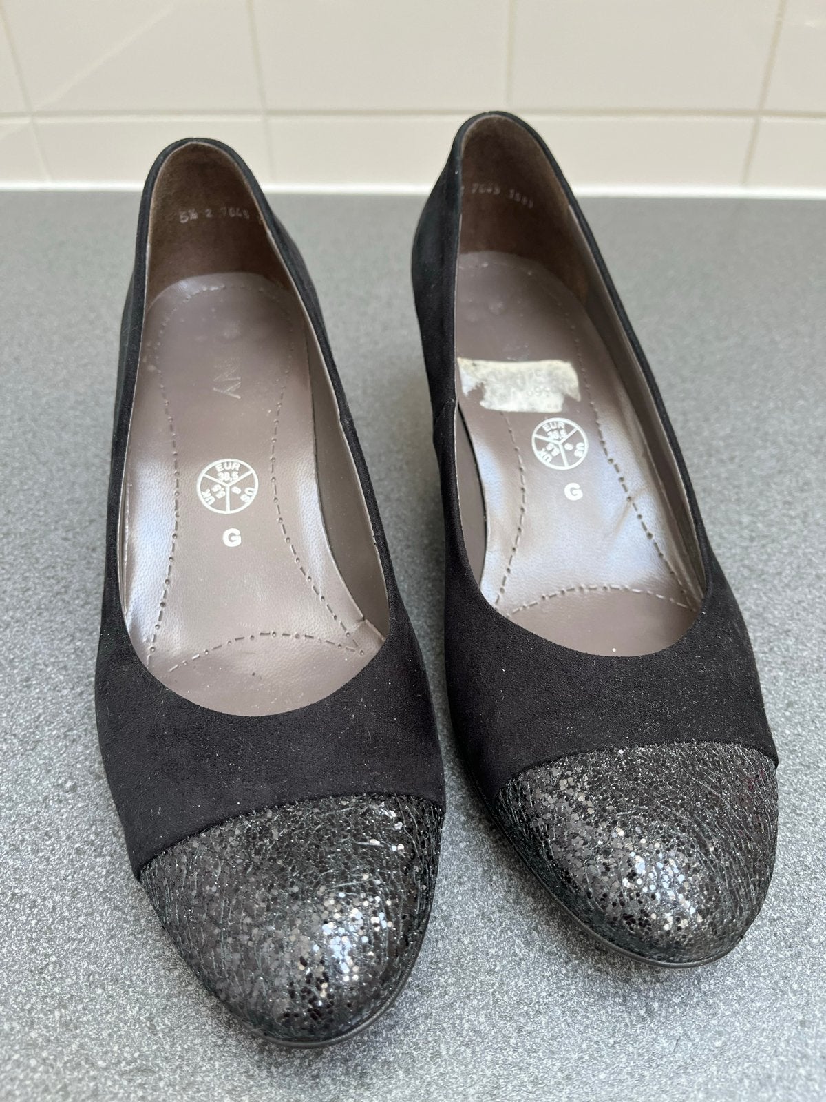 Jenny zwarte pumps met glitter neus - Maat 38.5, Ophalen of Verzenden, Zo goed als nieuw, Zwart, Pumps