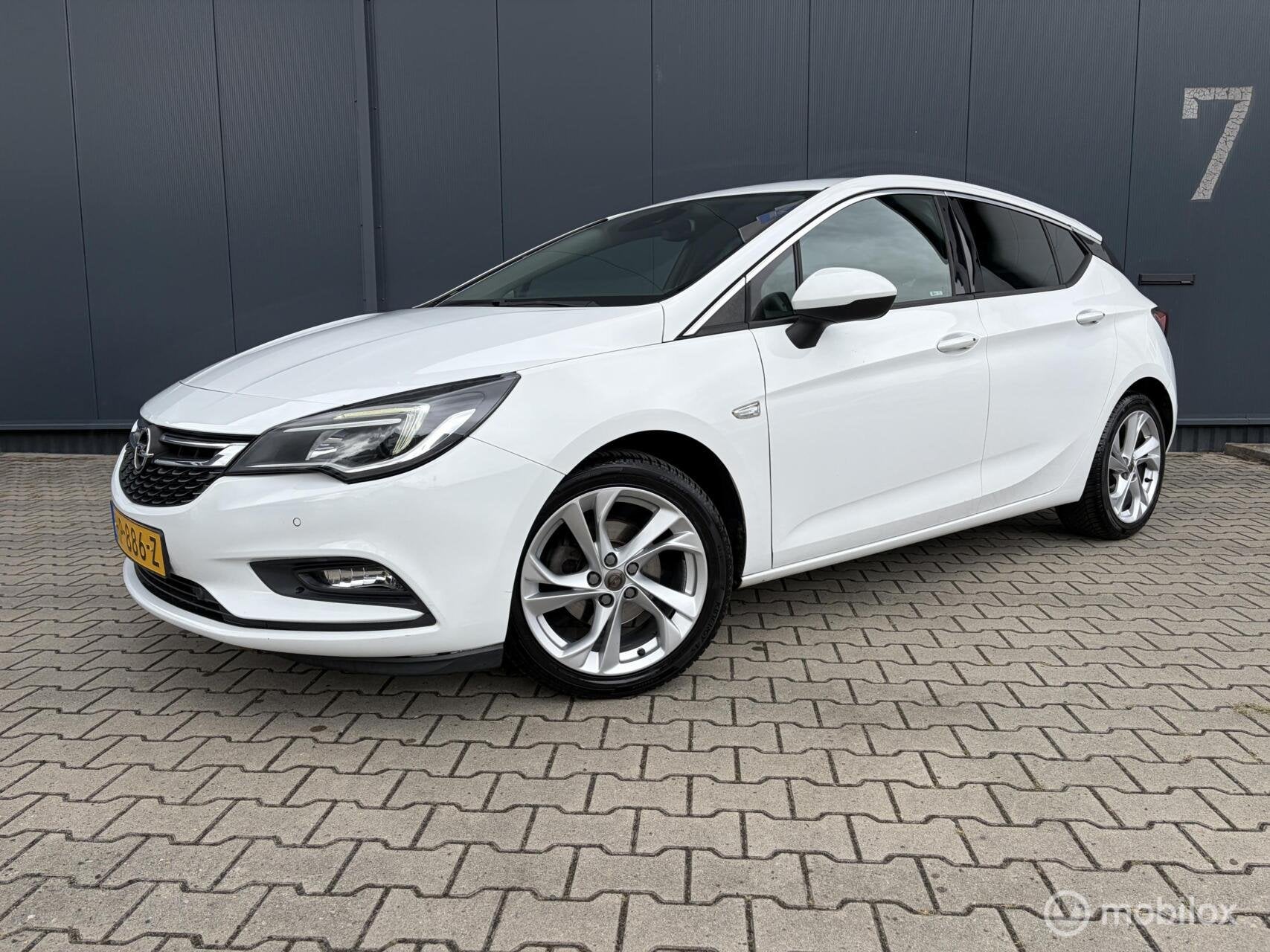 Opel Astra 1.4 Turbo Innovation 1ste eigenaar Camera Cruise, Voorwielaandrijving, Stof, Gebruikt, 150 pk