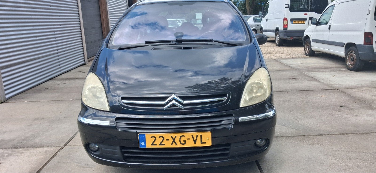 Citroën xsara Picasso 1.6 VTI apk tot juni 2027 net nieuwe!!, Auto's, Voorwielaandrijving, Stof, Zwart, 635 kg