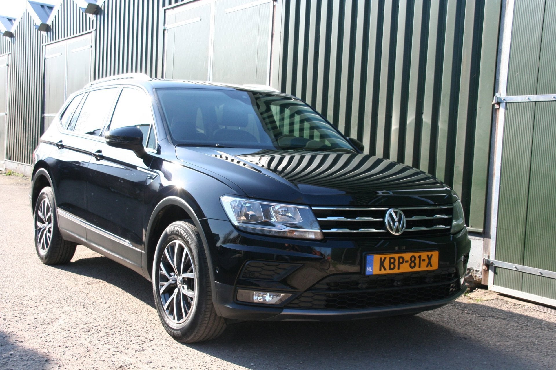 Volkswagen TIGUAN ALL-SPACE 1.5 TSI ACT Highline LEER, PANOR, 4 cilinders, 150 pk, Automatische klimaatregeling, Zwart