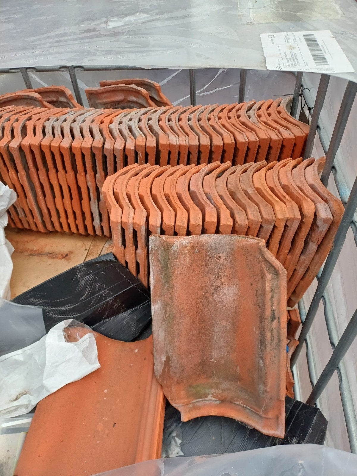 Gebruikte OVH dakpannen in IBC-container, Ophalen, Steen of Klei, Dakpannen, Rood
