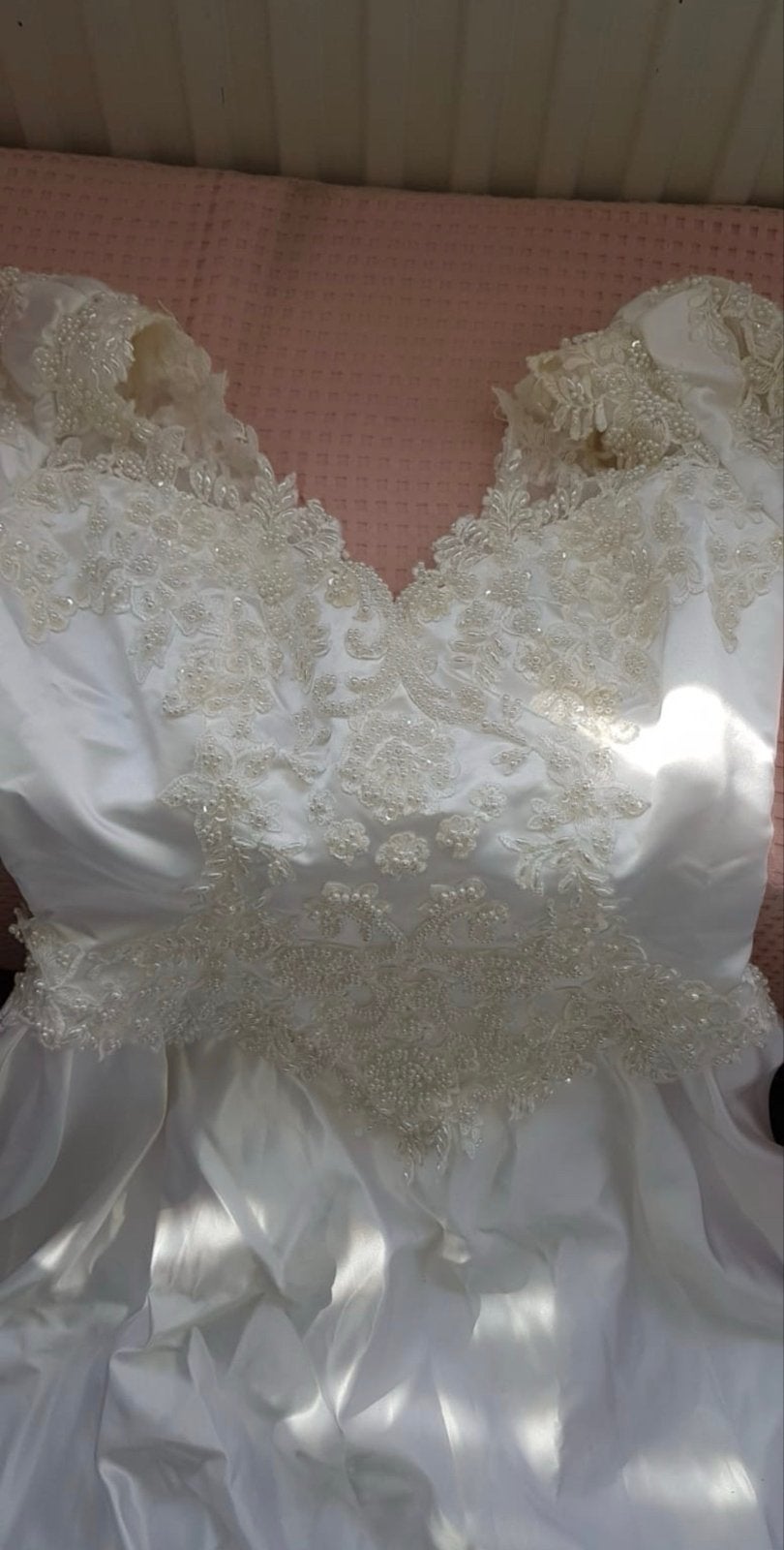 Elegante Trouwjurk met Kant en Parels, Ophalen of Verzenden, Gedragen, Wit, Trouwjurk