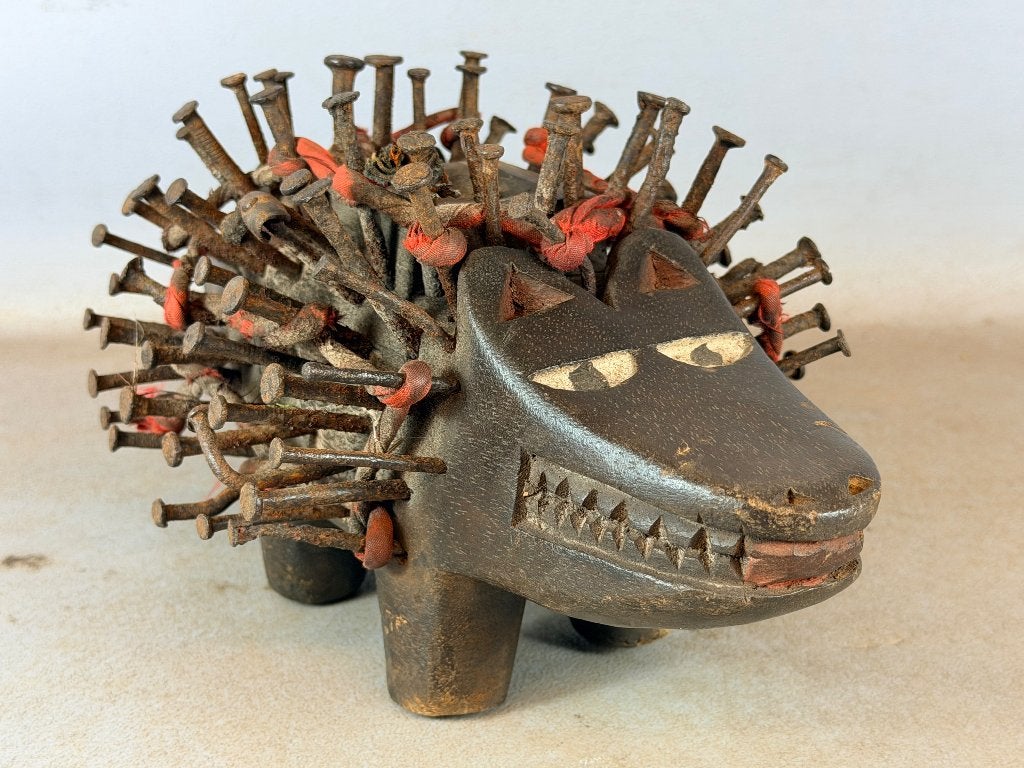 260544 Afrikaans Fetisch Bakongo Nkisi Nkondi dog - Congo., Ophalen of Verzenden