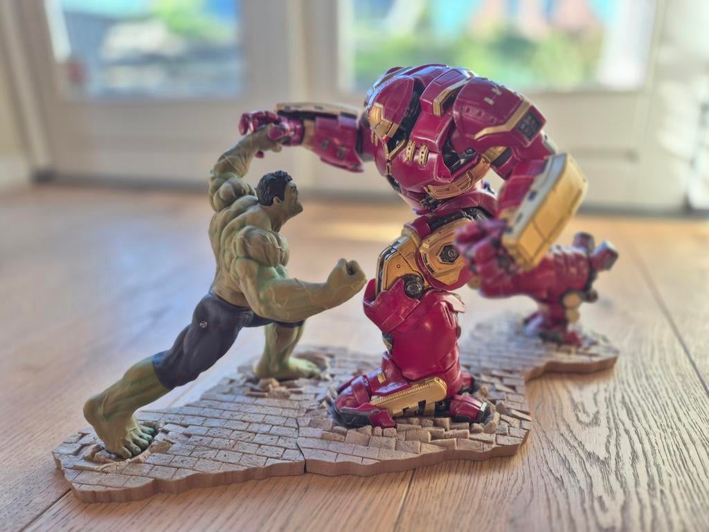 Kotobukiya Hulk vs Hulkbuster ARTFX+ Statue Set, Ophalen of Verzenden, Zo goed als nieuw