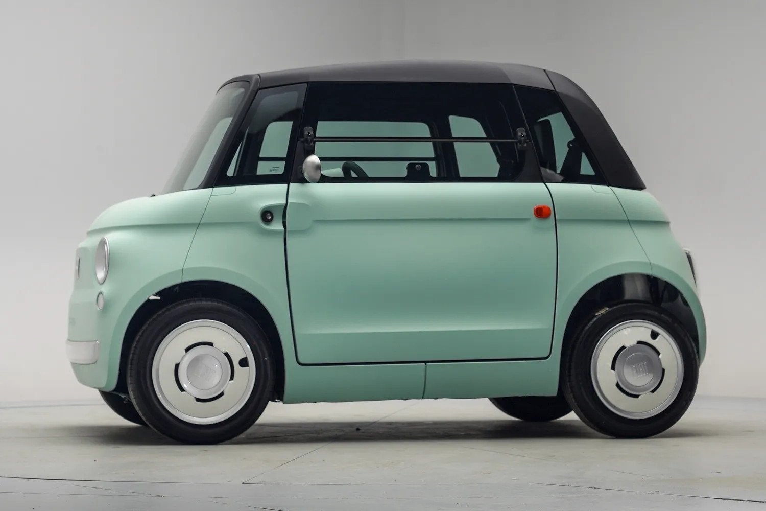 Fiat TOPOLINO 75KM [ Panoramadak Direct leverbaar Inclusief, Auto's, 0 cilinders, Overige modellen, 2 stoelen, Geïmporteerd