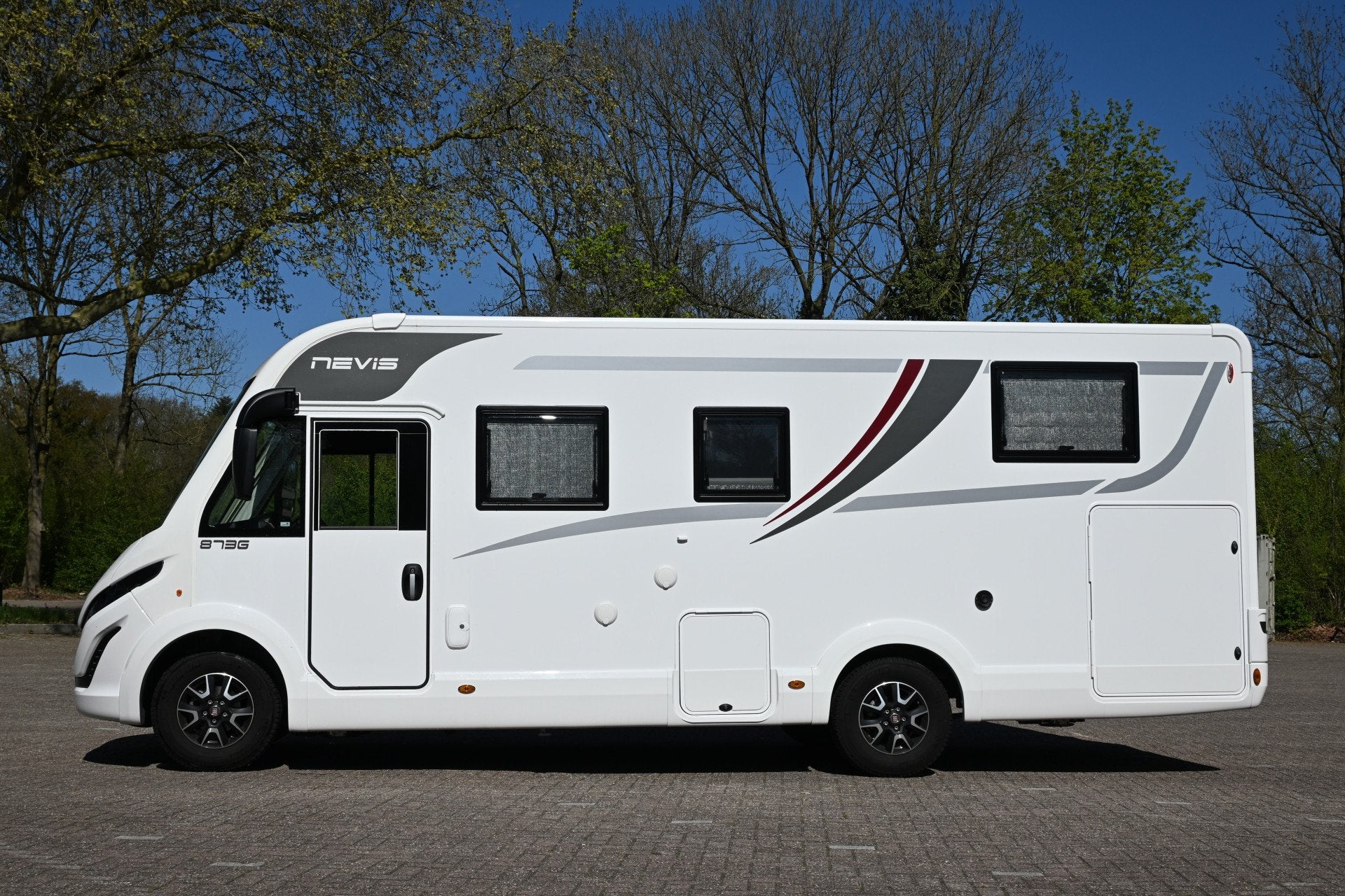 Mc Louis NEVIS 873 nieuwstaat (bj 2025), Kruiwiel 10
7773NL  HARDENBERG, NL, 7 tot 8 meter, Bedrijf, Hofsink & Nijland B.V.