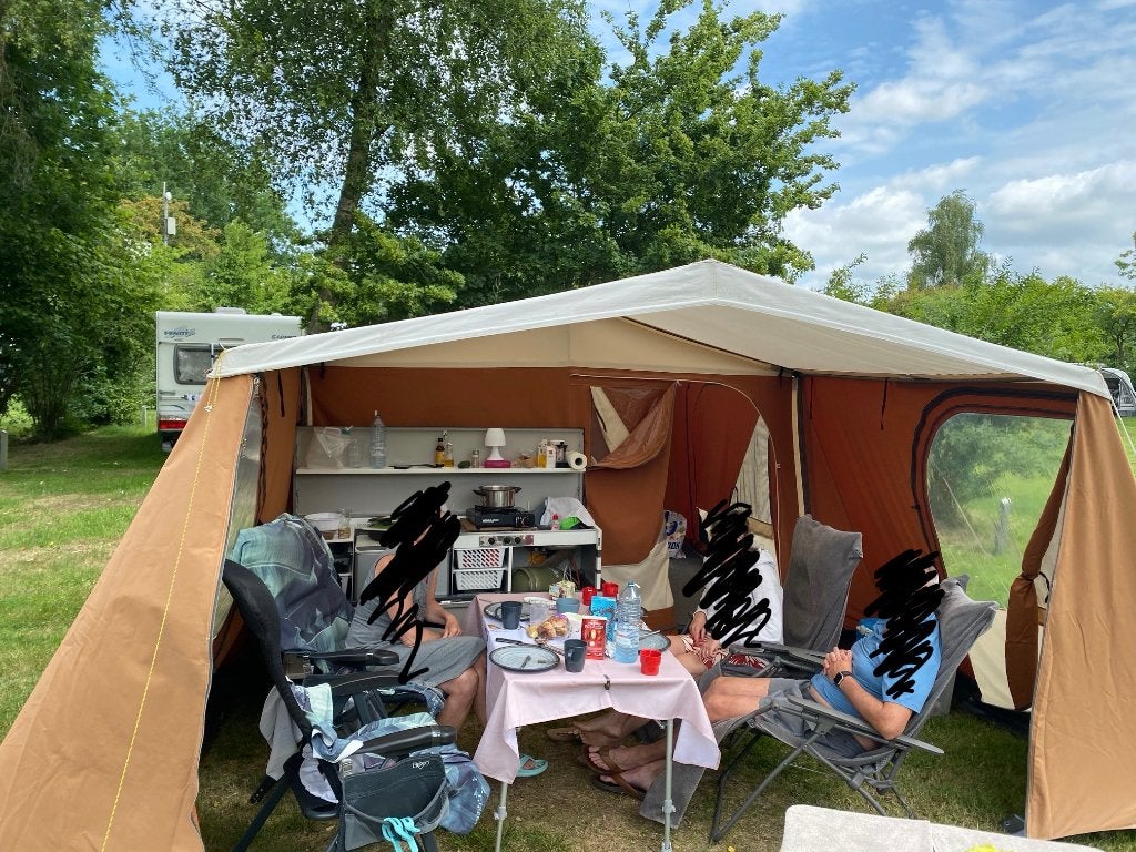 Vouwwagen combi-camp Venezia, Ophalen, Combi-Camp, Tot en met 3, Aanwezig