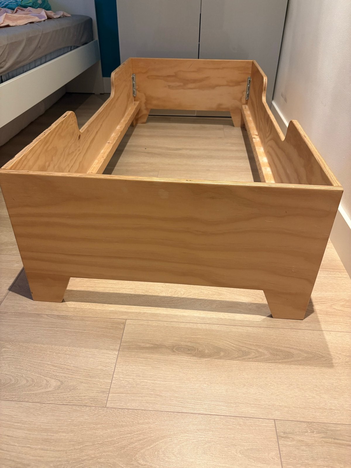 Houten kinderbedje - stevig en veilig, Gebruikt, 80 cm, Hout, Overige kleuren