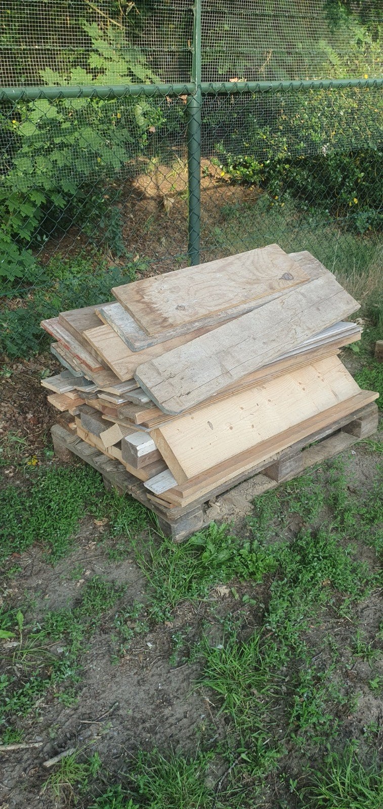 Diverse partij stookhout l circa 1,1 mtr op pallet, Minder dan 3 m³, Ophalen, Overige houtsoorten, Blokken
