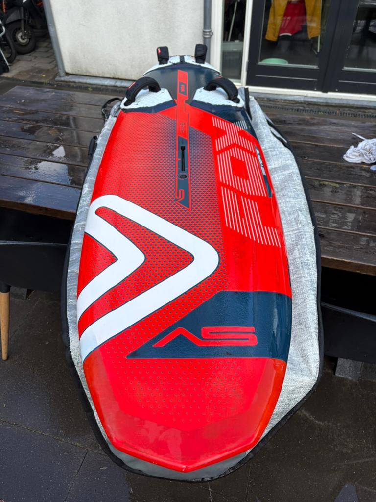 Severne Fox2 Carbon 95L Freeride/Freerace Windsurfboard, Watersport en Boten, Windsurfen, Ophalen, Gebruikt, Minder dan 250 cm
