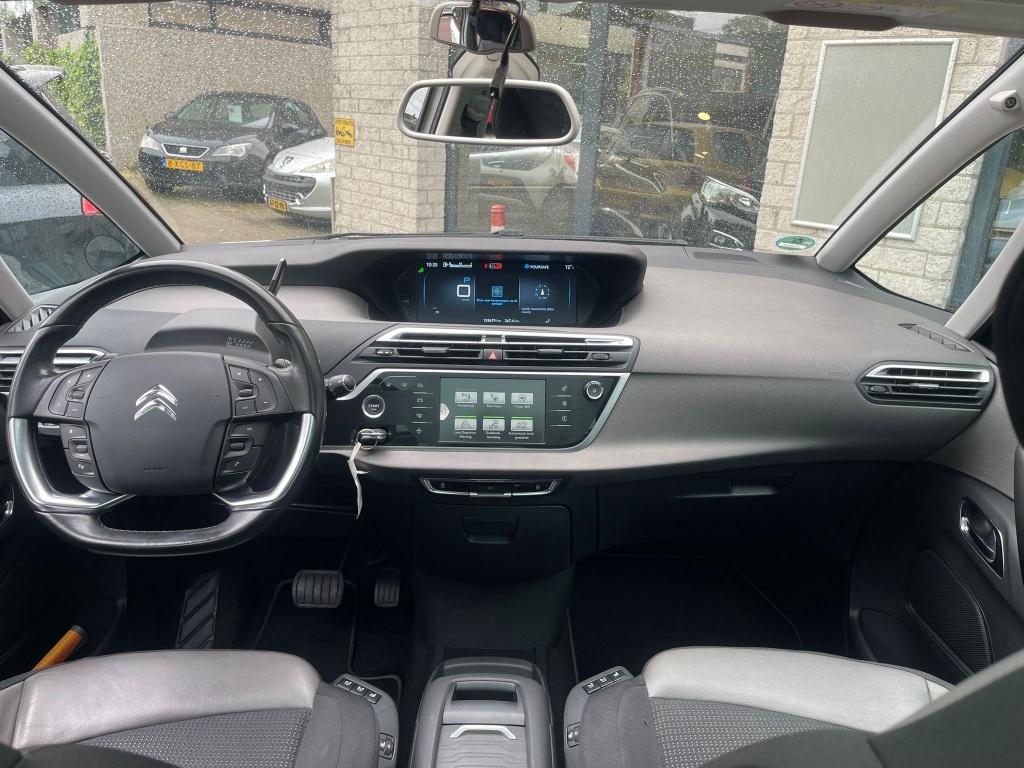 Citroën Grand C4 Picasso 1.6 e-THP Exclusive Pano Camera 7p, Auto's, Citroën, Automaat, Gebruikt, 4 cilinders, 7 stoelen