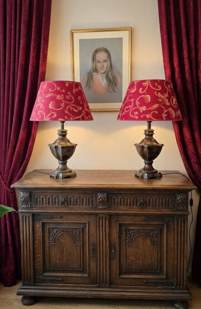 Exclusieve set van 2 massief bronzen tafellampen, Metaal, Met kap, 69 cm, Zo goed als nieuw