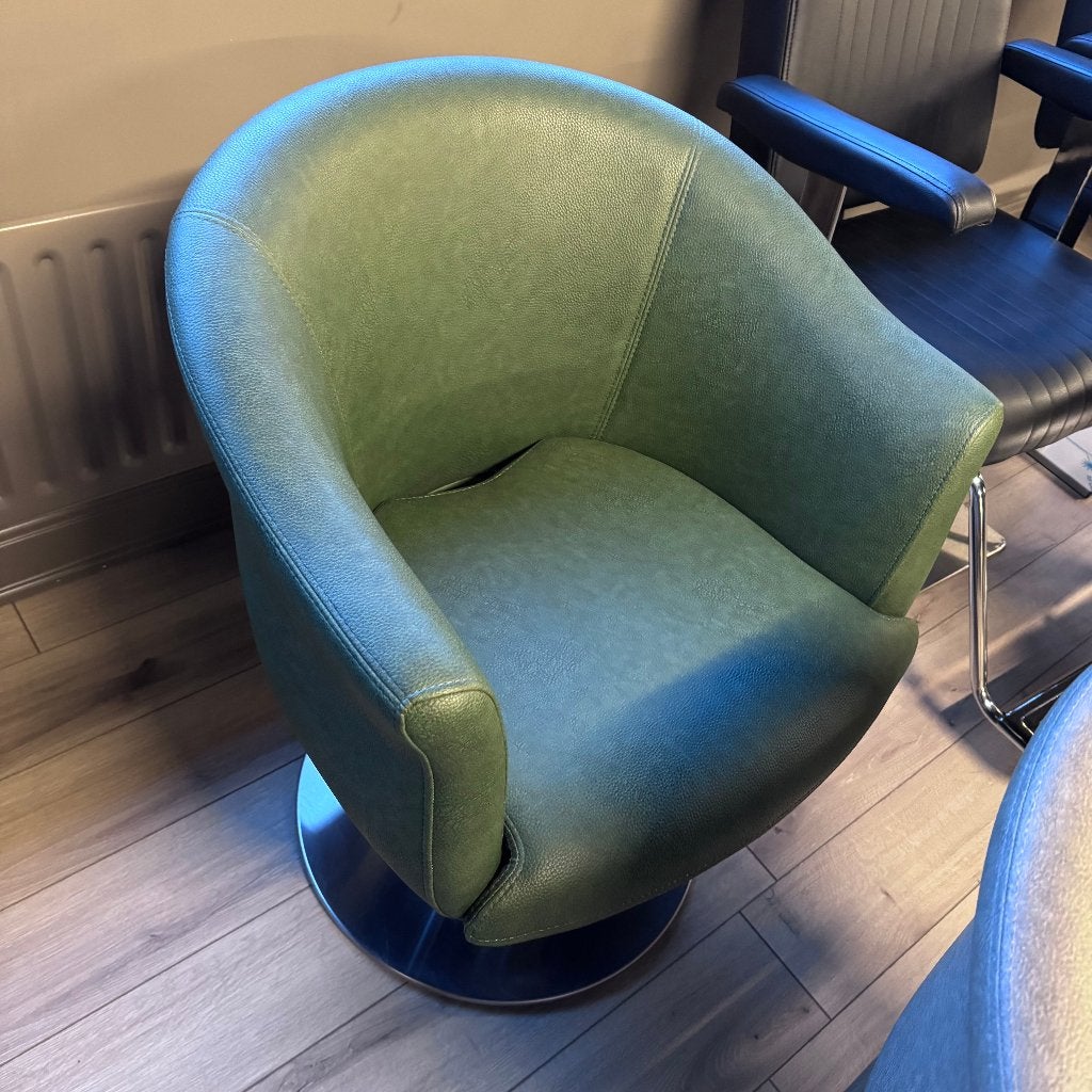 groen ronde kappersstoel pompstoel kapsalon kapper, Overige materialen, Overige kleuren, Kappersstoel, Nieuw