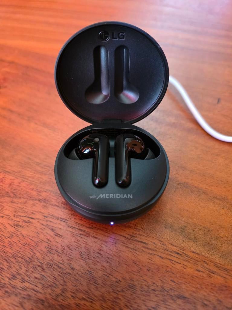 LG TONE Free DFP8W Draadloze Oordopjes met Meridian Audio, Ophalen of Verzenden, Zo goed als nieuw, Overige merken, Draadloos