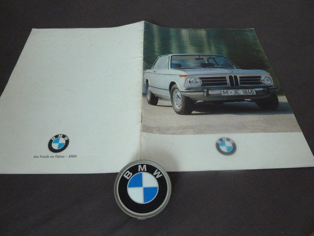 B.M.W.   2002   BROCHURE in prachtige conditie  32/23 cm., Boeken, Ophalen of Verzenden, Zo goed als nieuw, BMW