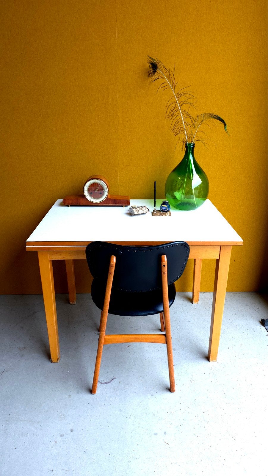 Vintage jaren '50 beuken eettafel, formica blad, uitklapbaar, Gebruikt, 100 tot 150 cm, Vintage, Vijf personen of meer