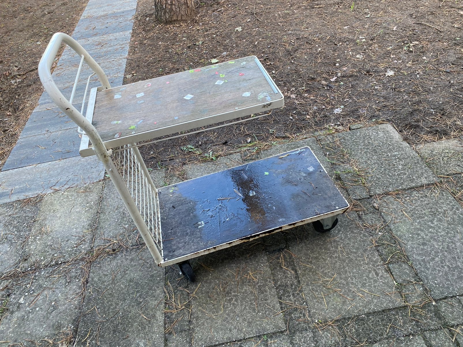 winkelvoorraad markt kar, Ophalen