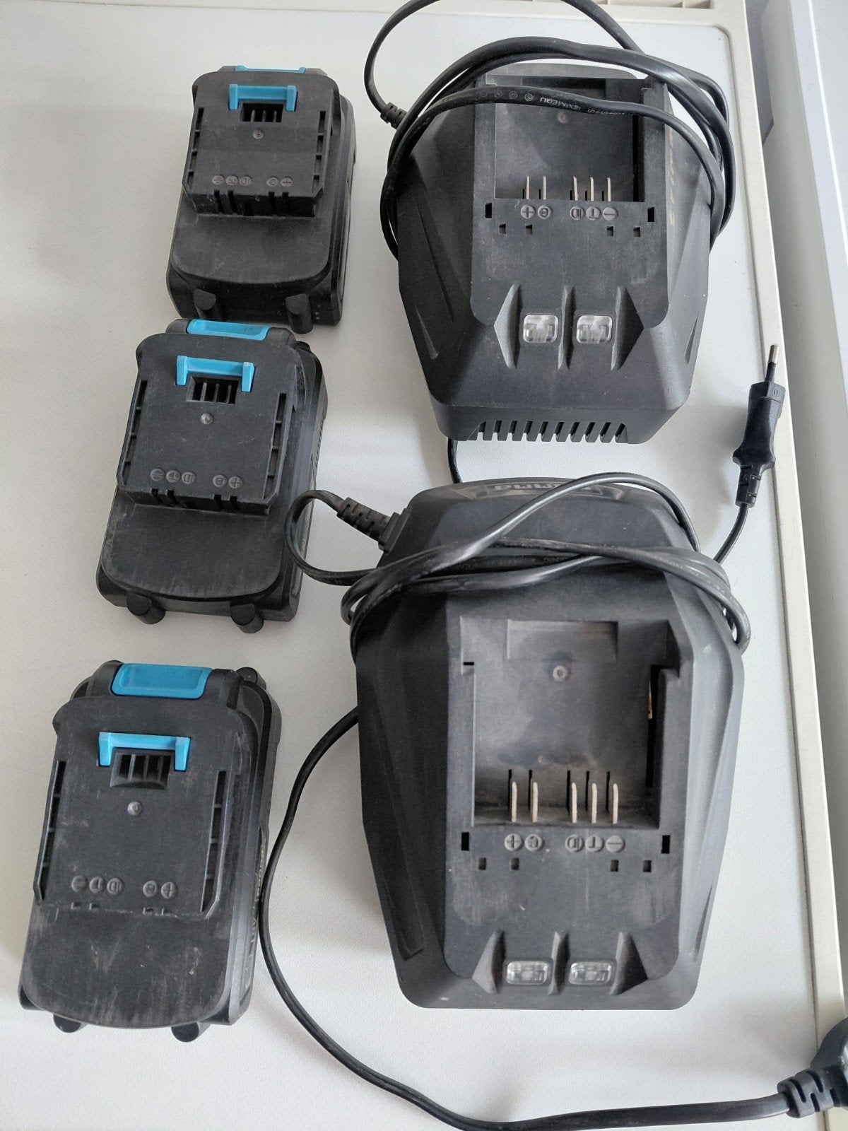 Gamma 18V Li-ion Accu's en Opladers (3x Accu, 2x Oplader), Ophalen of Verzenden, Gebruikt, Overige typen