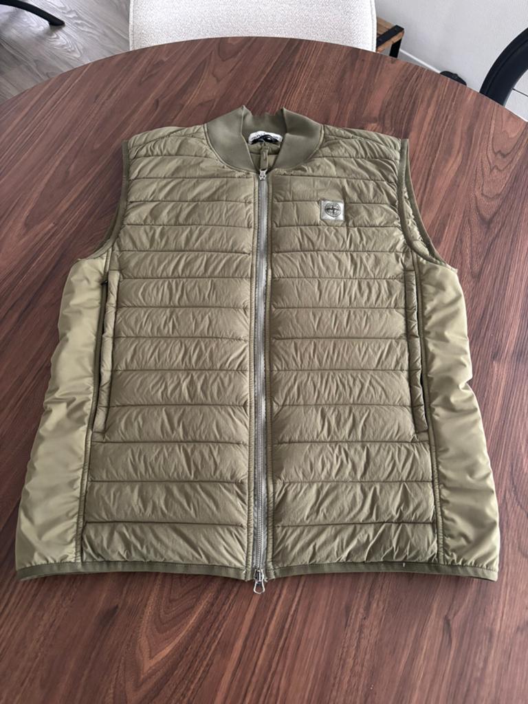 Stone Island Bodywarmer Maat L Khaki Groen, Ophalen of Verzenden, Gedragen, Maat 52/54 (L), Groen
