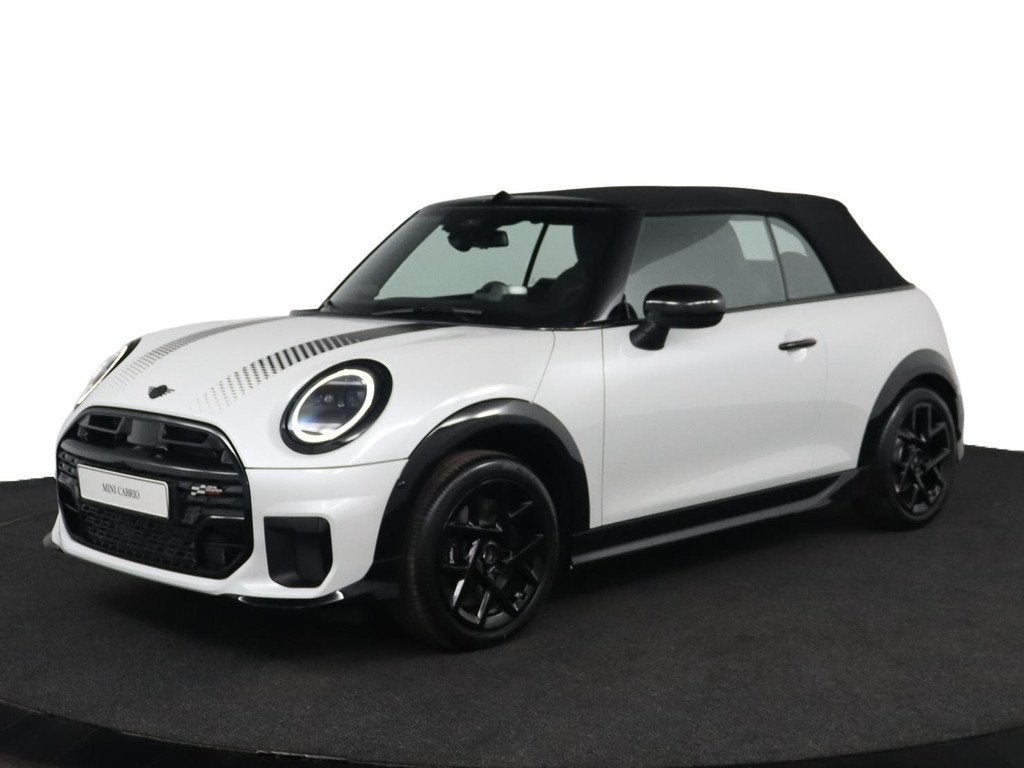 MINI Cabrio C | JCW Uitvoering | Pakket M | Head up Display, 1998 cc, Cabriolet, 4 stoelen, Sportstoelen