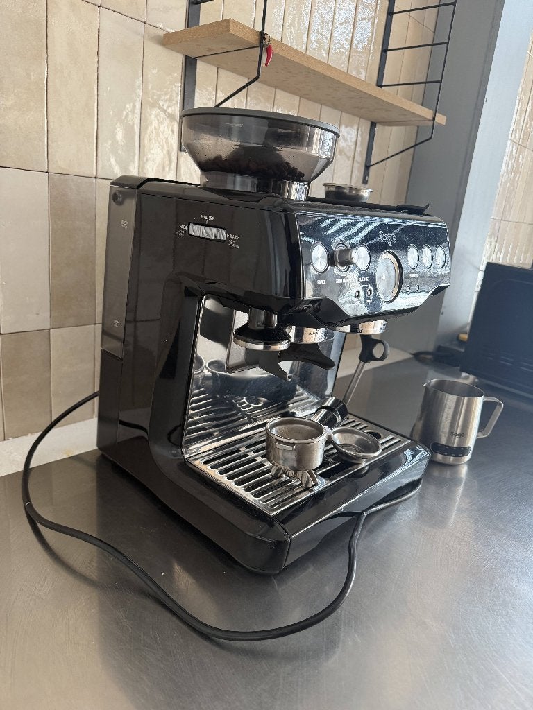 Sage Barista Express Impress espressomachine, Gebruikt, Espresso apparaat, 10 kopjes of meer, Koffiebonen