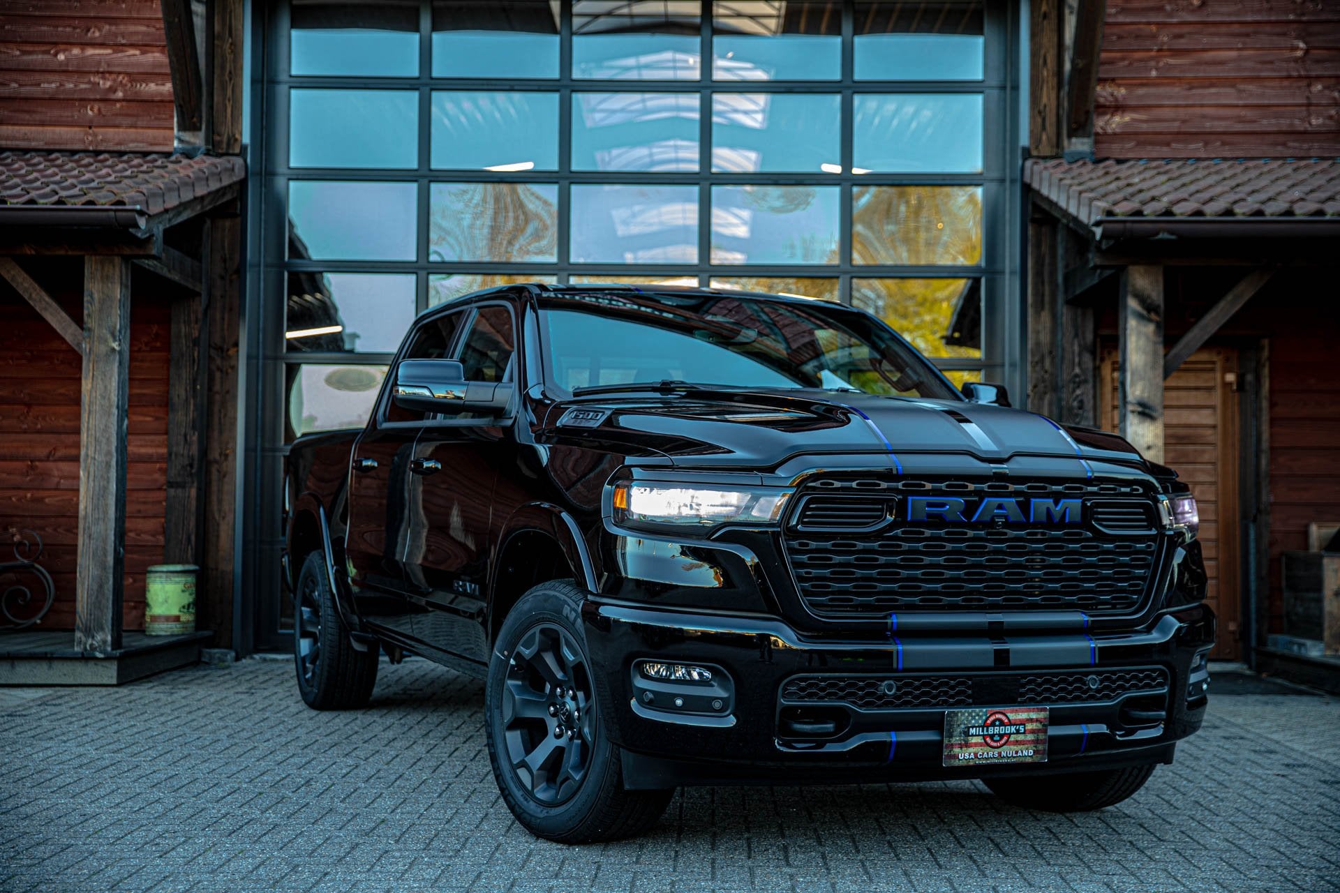 Dodge Ram 1500 Big Horn BPM VRIJ, 2025 Model! Adaptieve crui, Automaat, Zwart, 4 stoelen, Zwart