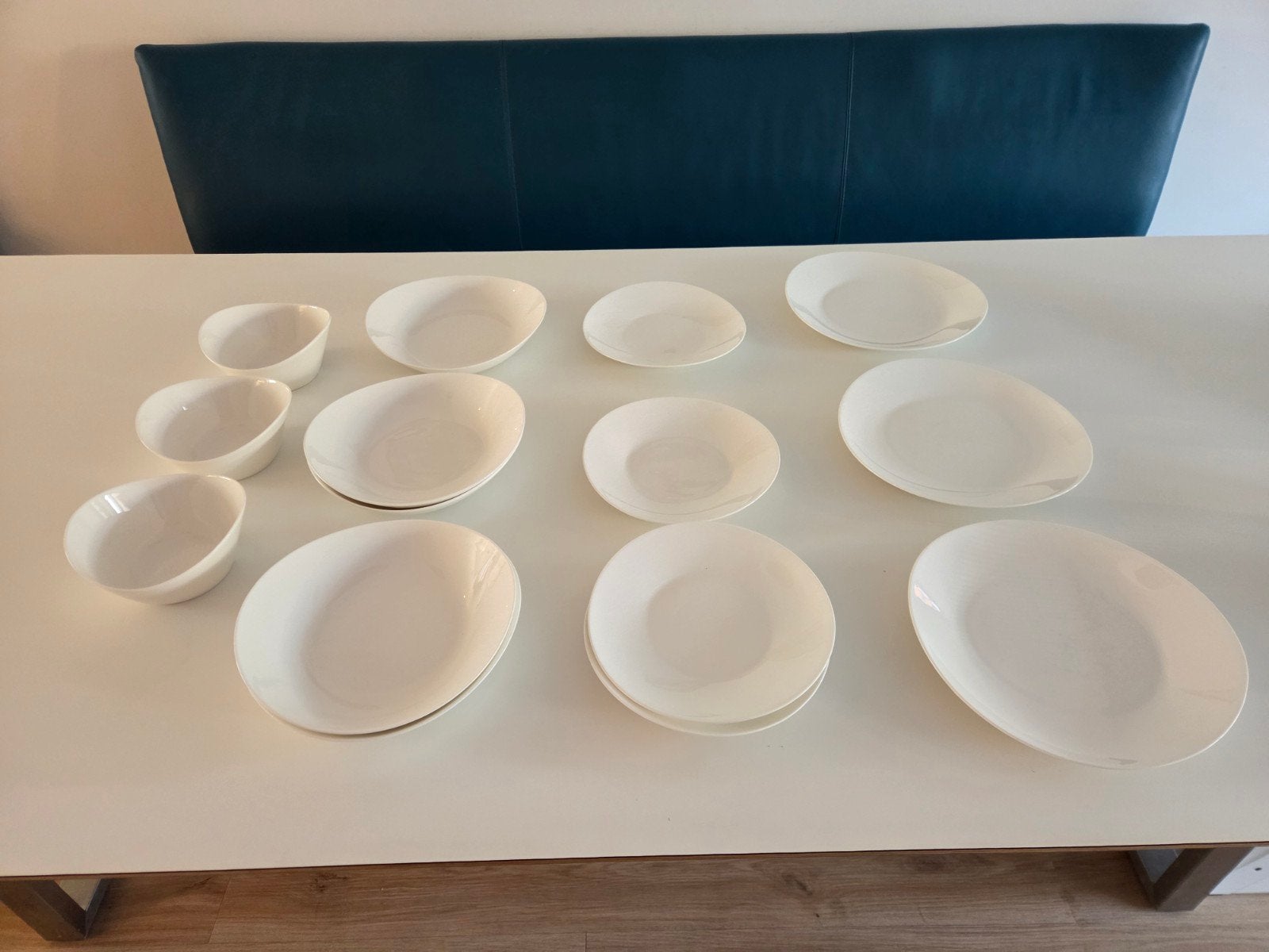 Ikea Skyn servies. Bakjes, borden groot klein en diep, Ophalen, Gebruikt, Bord(en), Overige stijlen