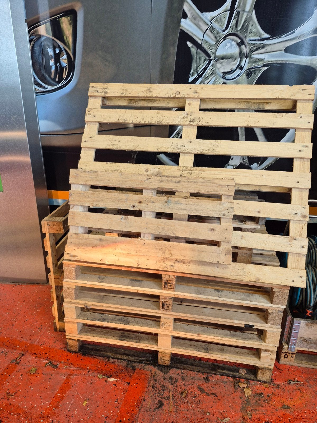 Gebruikte houten pallets, Ophalen