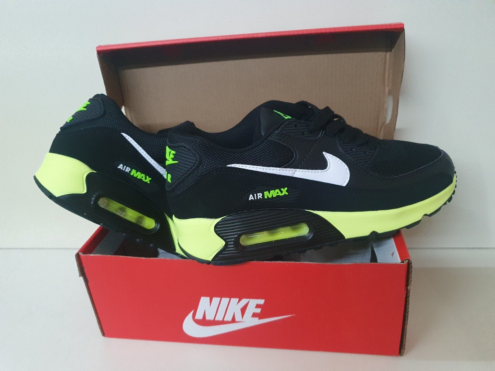 Nike air max 90's maat 42 Nieuw €50,-, Zwart, Ophalen of Verzenden, Nieuw, Nike Air Max 90