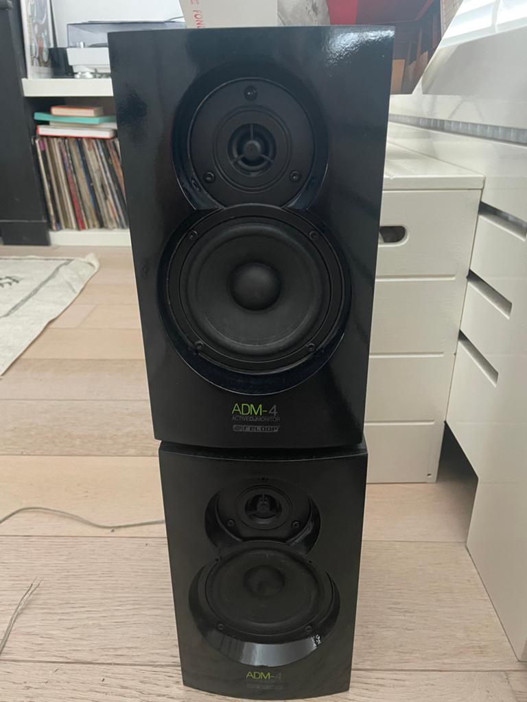 Reloop ADM-4 Speakers. Actieve studio monitoren, Audio, Tv en Foto, Luidsprekers, Ophalen, Minder dan 60 watt, Front, Rear of Stereo speakers