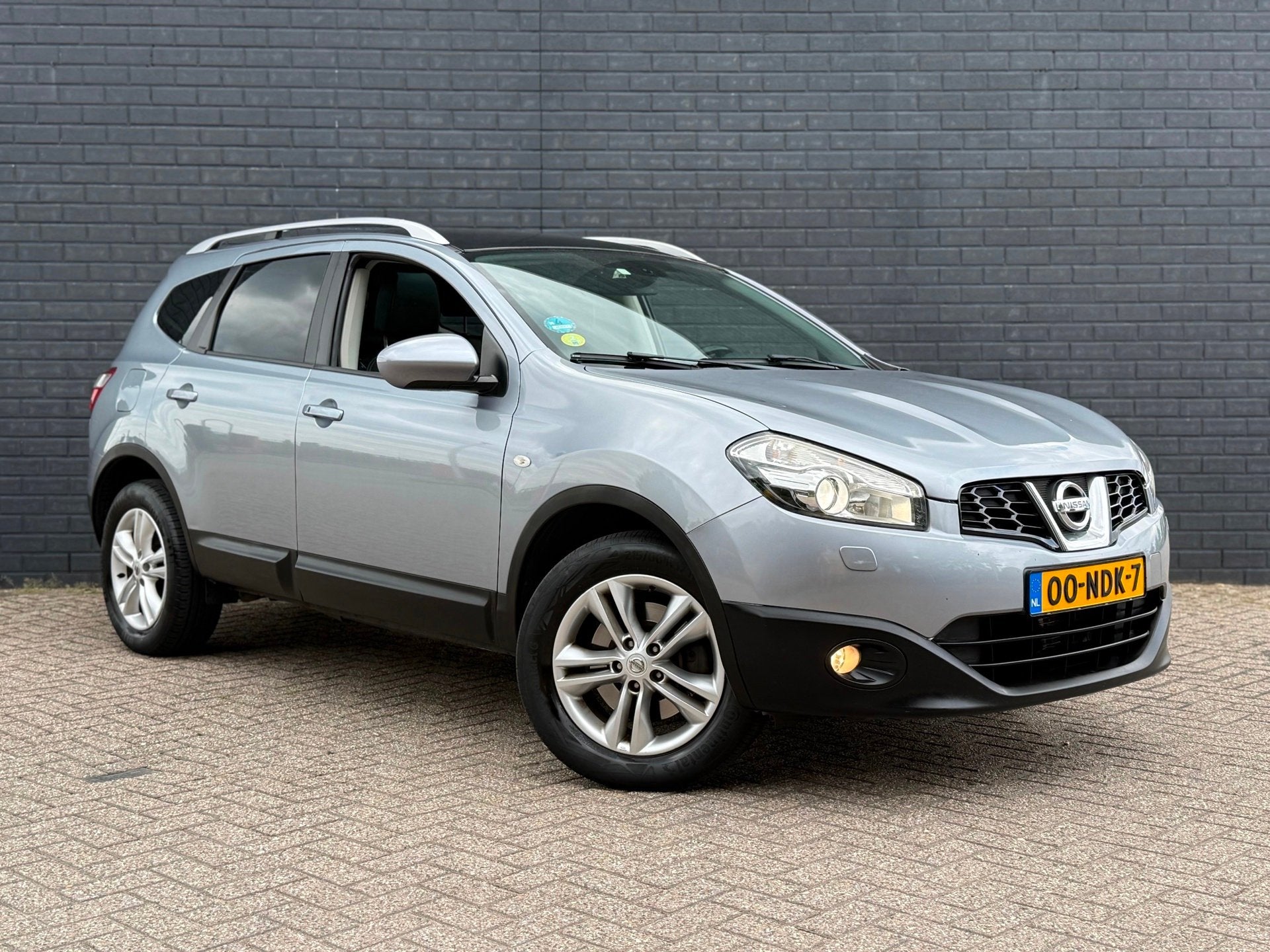 Nissan Qashqai+2 2.0 Tekna 4WD Automaat Navi Xenon Panoramad, Automaat, Gebruikt, 4 cilinders, 7 stoelen