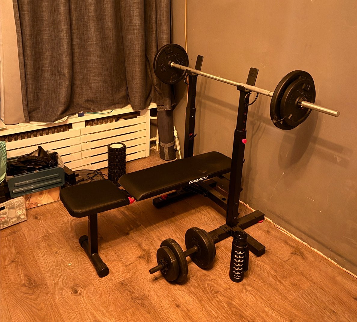 Fitnessbank met halterset en gewichten - Domyos Decathlon, Ophalen, Gebruikt, Armen, Fitnessbank