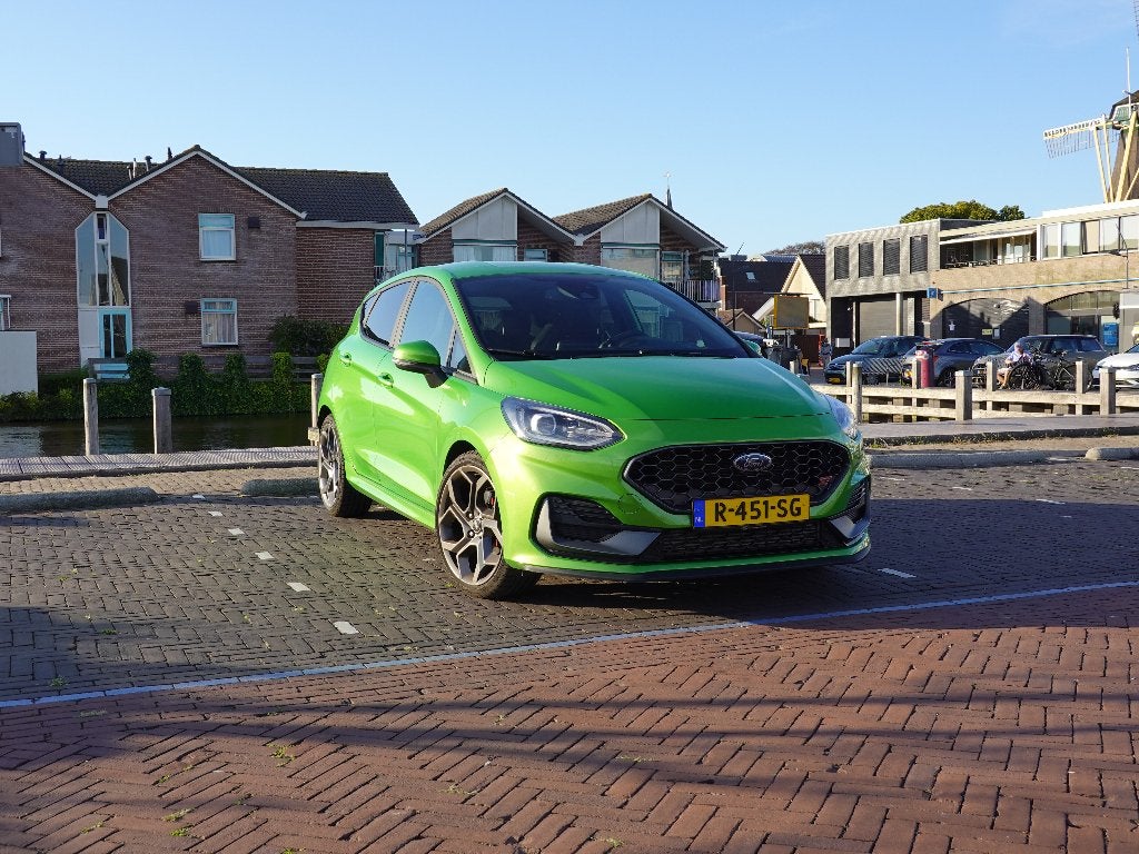 Ford Fiësta 1.5 Ecoboost 200pk 2023 - Performance Pack, Auto's, Ford, Voorwielaandrijving, 15 km/l, USB, Origineel Nederlands
