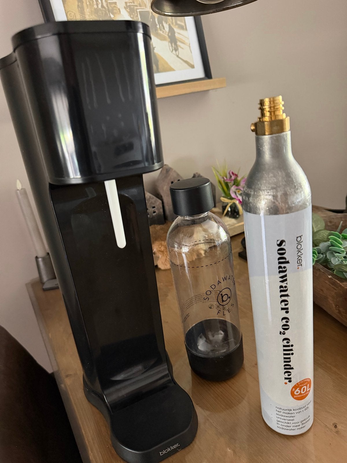 Sodastream Bløkker met CO2 cilinder en fles blokker, Witgoed en Apparatuur, Overige Witgoed en Apparatuur, Zo goed als nieuw, Ophalen of Verzenden