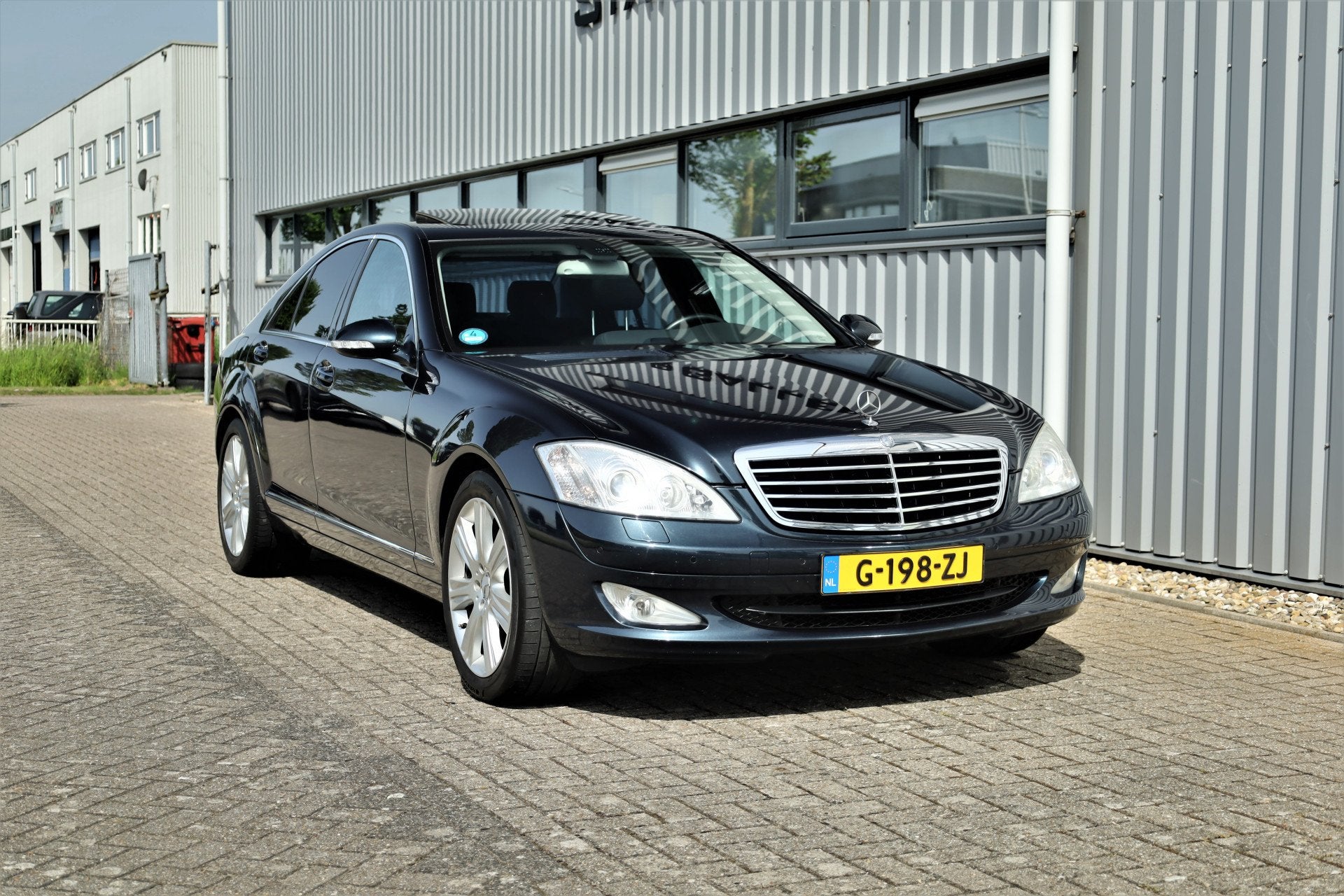 Mercedes-Benz S-Klasse S 350 Youngtimer (bj 2005, automaat), Automaat, Achterwielaandrijving, Gebruikt, Zwart