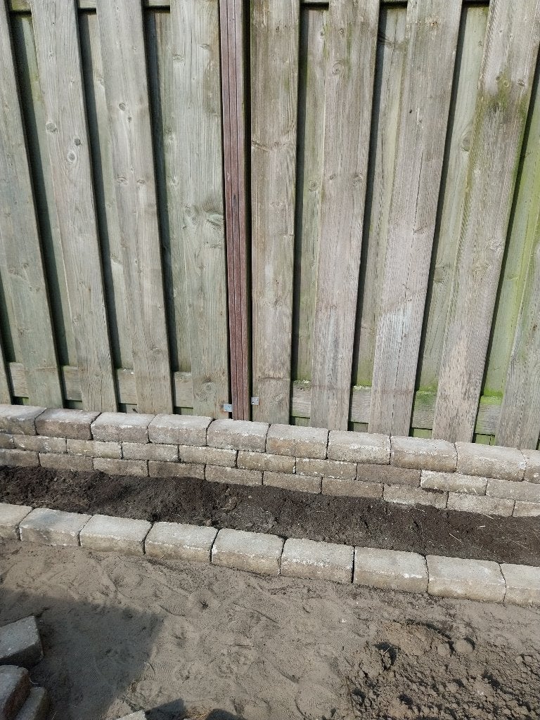 Gratis ophalen zoveel je wilt -  tuin klinkers zo''n 30m2, Tuin en Terras, Ophalen, Gebruikt, Klinkers, 10 m² of meer