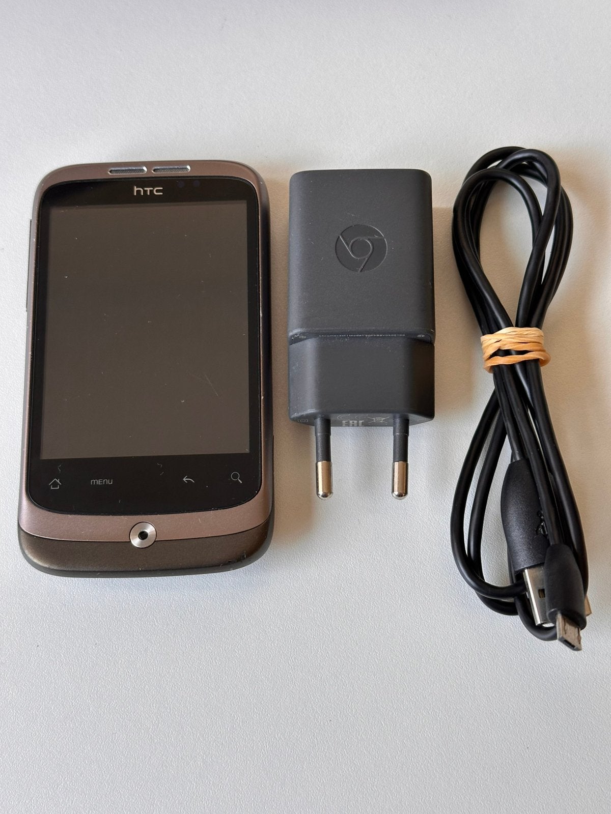 Mobiele telefoon HTC compleet met oplader en snoer, Ophalen of Verzenden, Zo goed als nieuw, 3 tot 6 megapixel, HTC