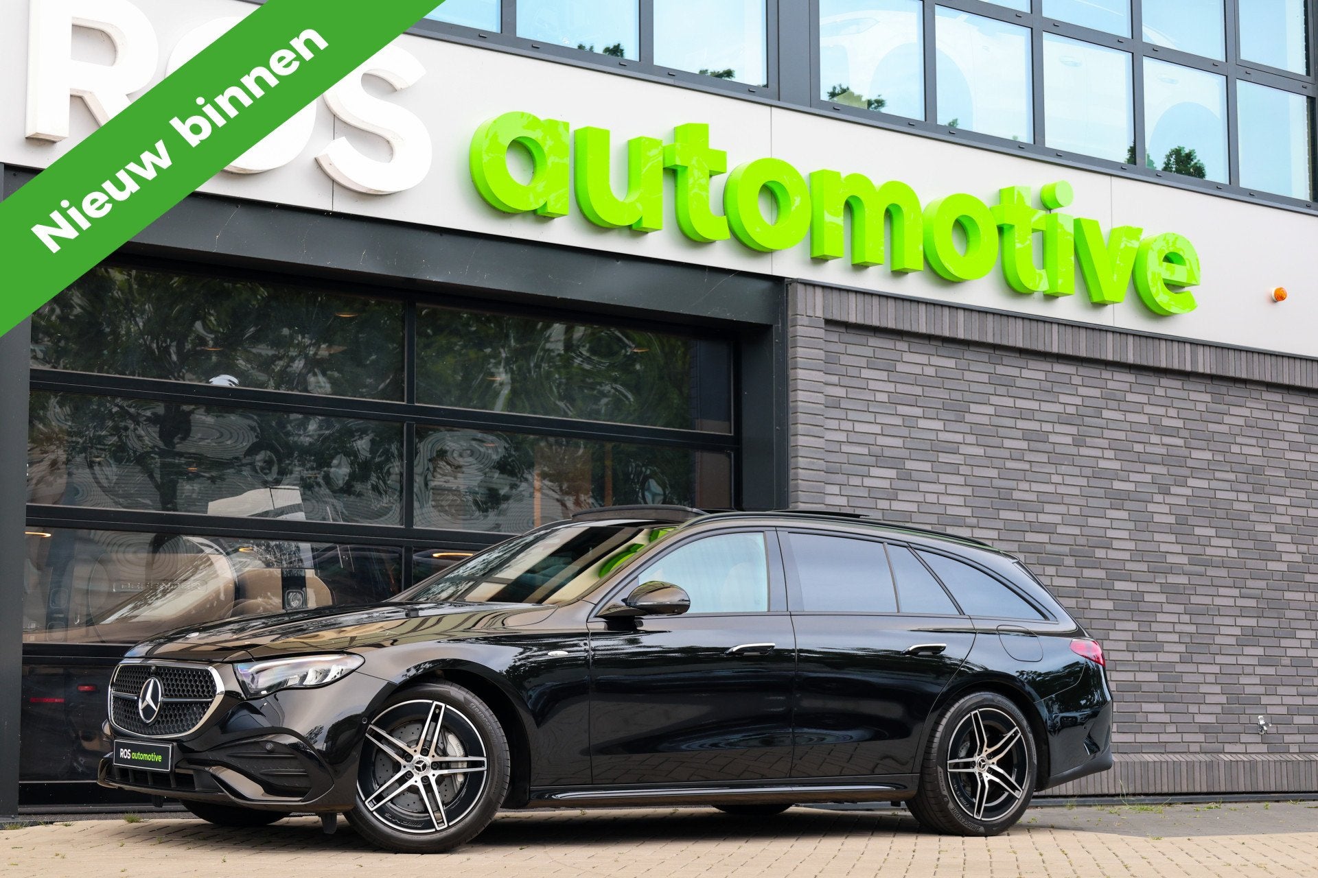 Mercedes-Benz E-Klasse Estate 300 e AMG Line | BTW | PANO |, Automaat, Achterwielaandrijving, Gebruikt, Zwart