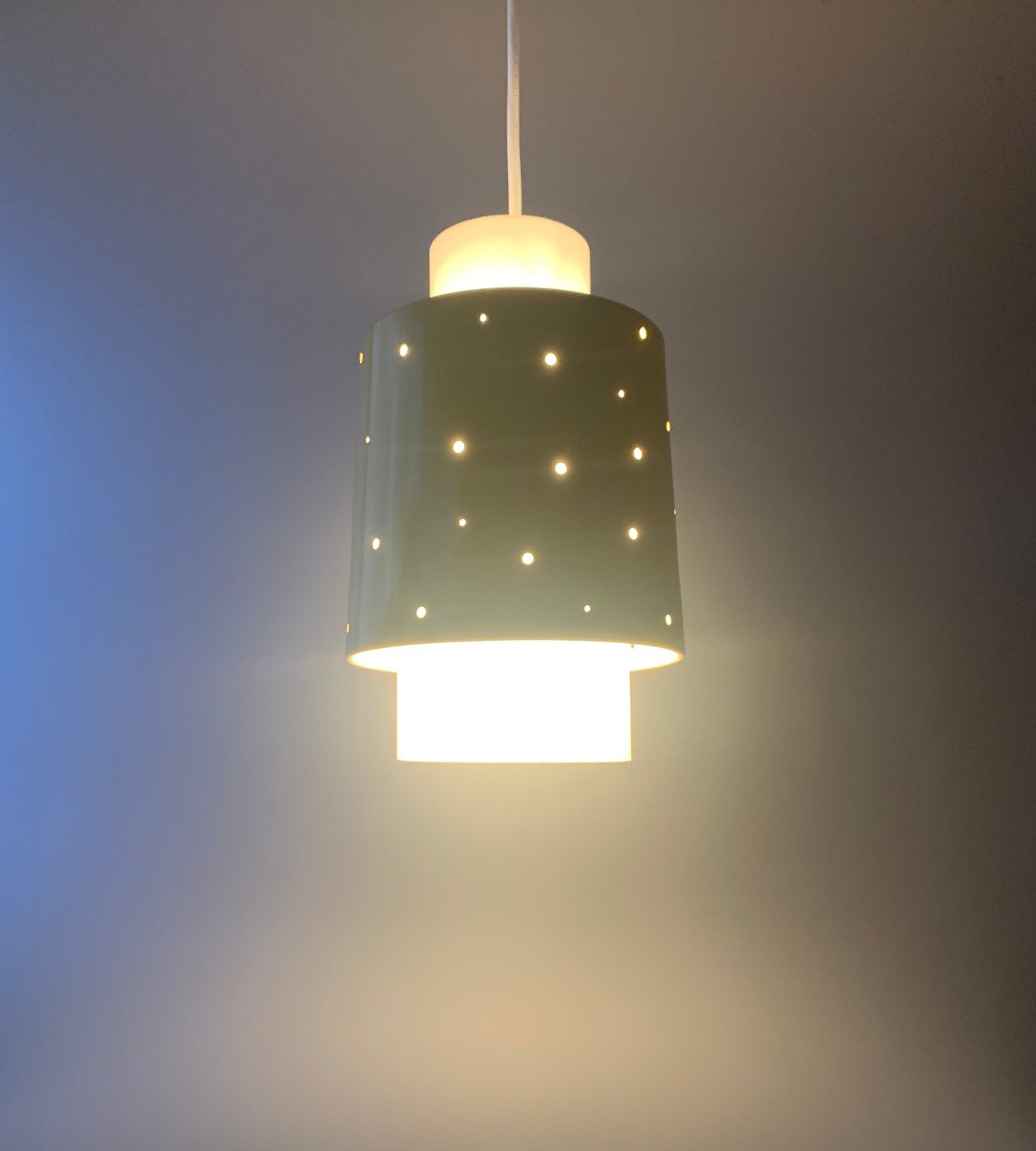 60s yellow glass pendant vintage silence of the lamps, Huis en Inrichting, Lampen | Hanglampen, Gebruikt, Mid century modern vintage design