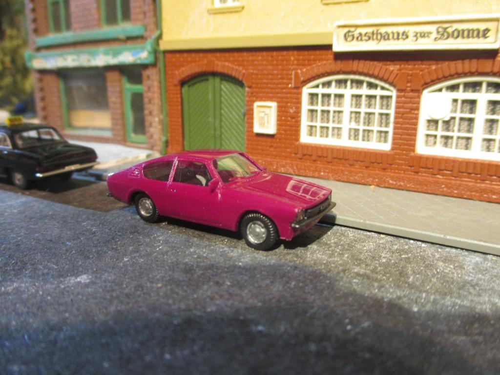 Opel Kadett C Coupe - SES bordeaux-rood met zwarte bumpers, Ophalen of Verzenden, Nieuw, Auto, Overige merken